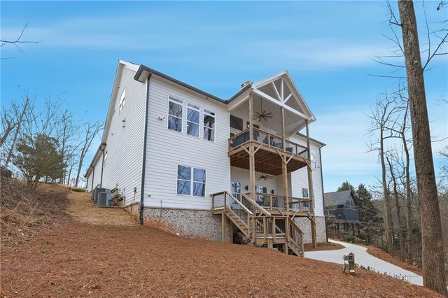 5575 Chestatee Landing Drive, Gainesville, GA 30506