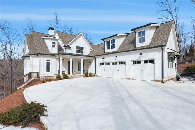 5575 Chestatee Landing Drive, Gainesville, GA 30506