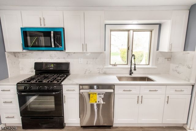 35 Boonton Ave, Butler Boro, NJ 07405