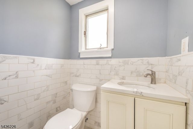 35 Boonton Ave, Butler Boro, NJ 07405