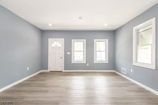 35 Boonton Ave, Butler Boro, NJ 07405