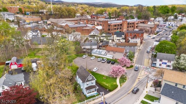 35 Boonton Ave, Butler Boro, NJ 07405