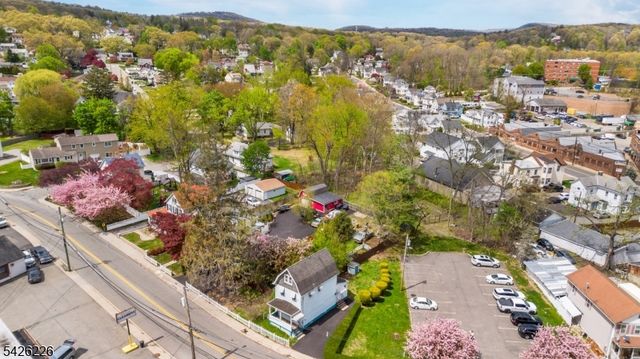 35 Boonton Ave, Butler Boro, NJ 07405