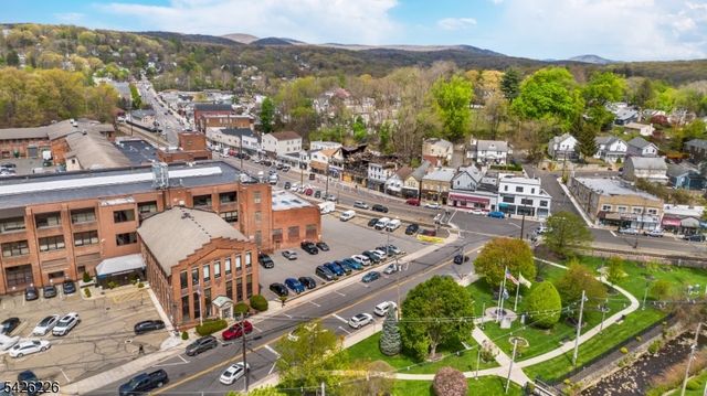 35 Boonton Ave, Butler Boro, NJ 07405