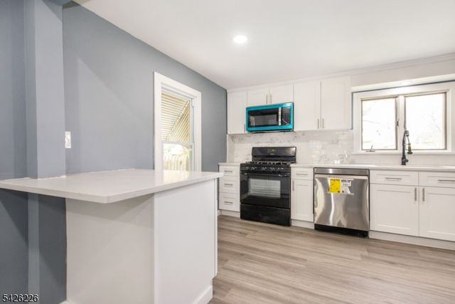 35 Boonton Ave, Butler Boro, NJ 07405