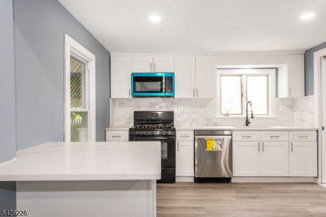 35 Boonton Ave, Butler Boro, NJ 07405