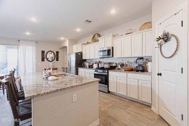 13085 AERODROME Avenue, El Paso, TX 79928