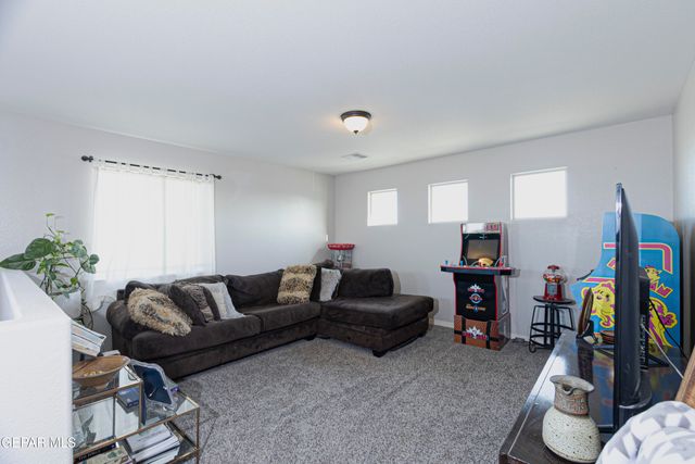 13085 AERODROME Avenue, El Paso, TX 79928