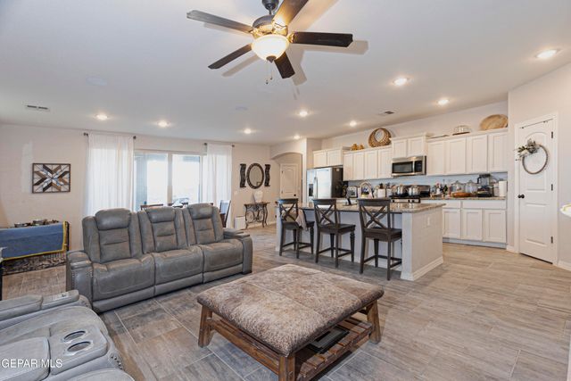 13085 AERODROME Avenue, El Paso, TX 79928