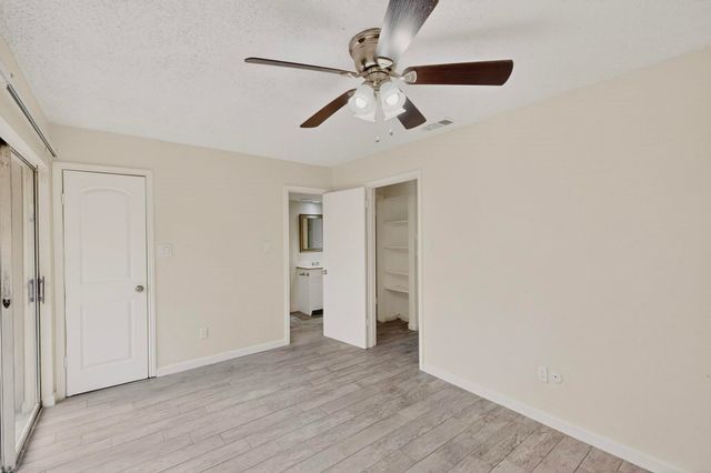 1442 Weiler Boulevard, Fort Worth, TX 76112