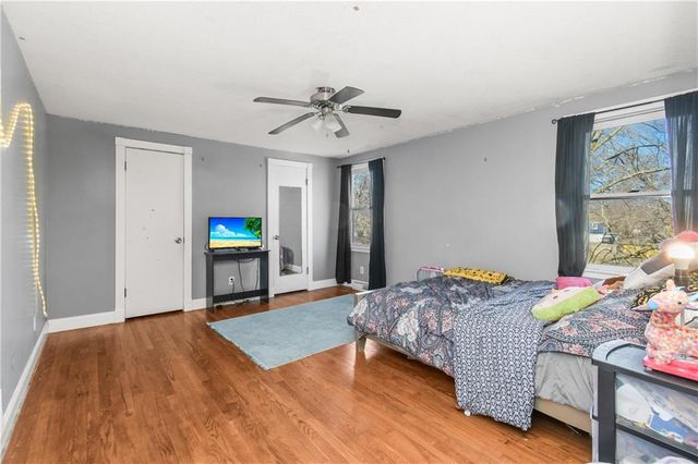 810 NE Chestnut Street, Lee's Summit, MO 64086