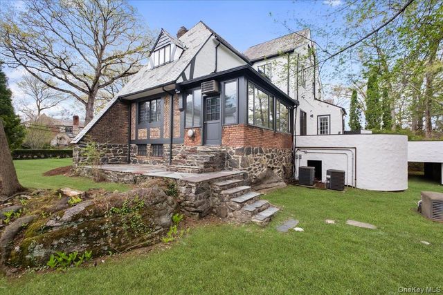 24 Highwood Avenue, Larchmont, NY 10538