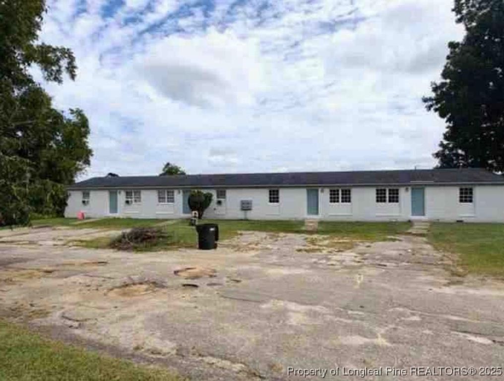 1127 Southwood Drive 1127, 1129, 1131, 1133, Fayetteville, NC 28304