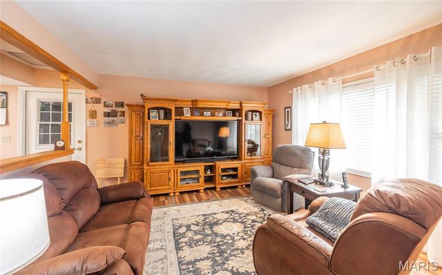 64 New Home Road, Salem, MO 65560