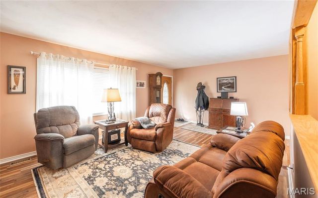 64 New Home Road, Salem, MO 65560