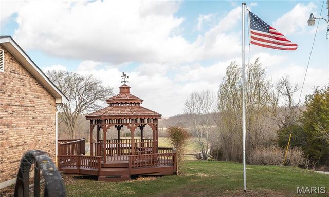 64 New Home Road, Salem, MO 65560