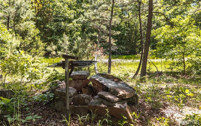 64 New Home Road, Salem, MO 65560