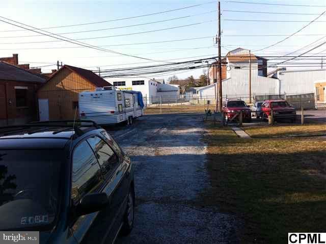 107 E MAIN ST, Mechanicsburg, PA 17055