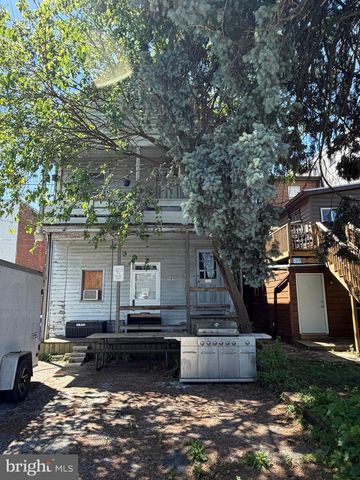107 E MAIN ST, Mechanicsburg, PA 17055