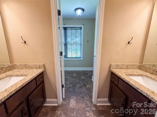 749 Williamsburg Estate Road, Clover, SC 29710