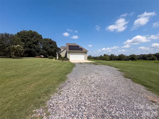 749 Williamsburg Estate Road, Clover, SC 29710