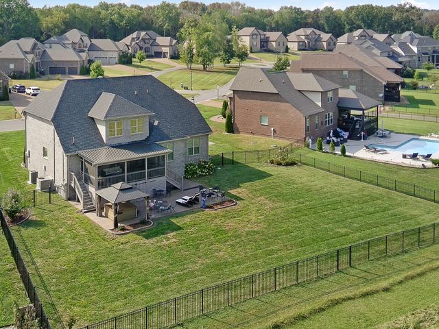 106 Watermill Ln, Lebanon, TN 37087