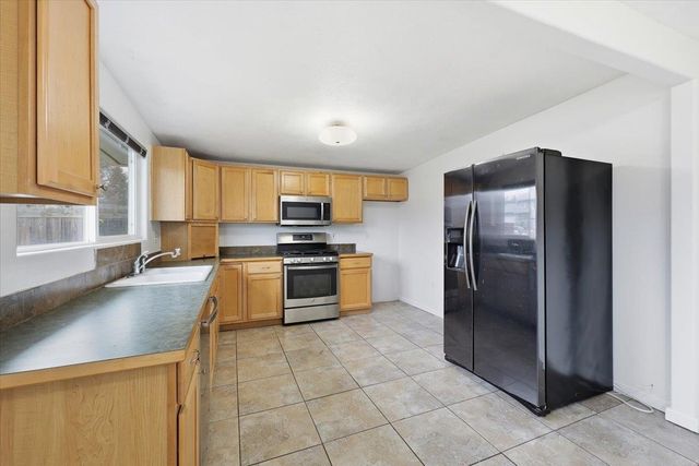 1219 N Lewis Rd, Spokane Valley, WA 99212