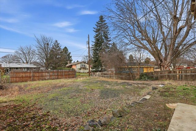 1219 N Lewis Rd, Spokane Valley, WA 99212