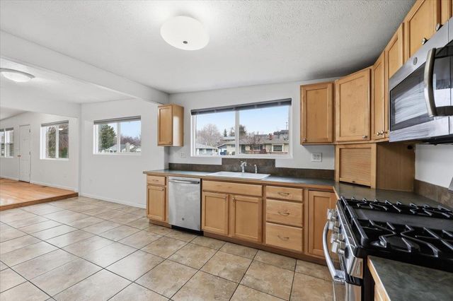 1219 N Lewis Rd, Spokane Valley, WA 99212