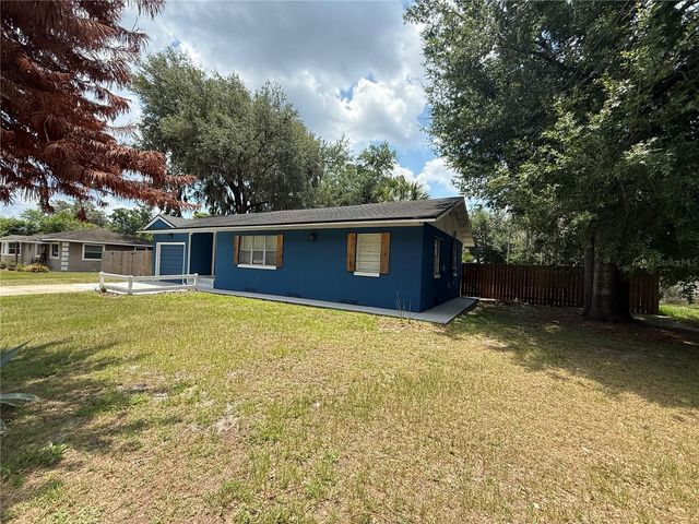 13 VOLUSIA DRIVE, Debary, FL 32713