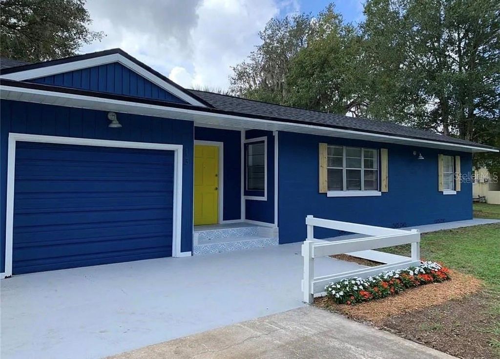 13 VOLUSIA DRIVE, Debary, FL 32713