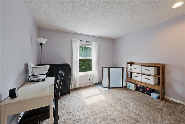 8333 LOWELL Avenue 3, Overland Park, KS 66212