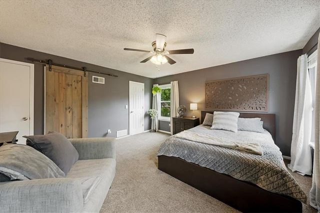 8333 LOWELL Avenue 3, Overland Park, KS 66212