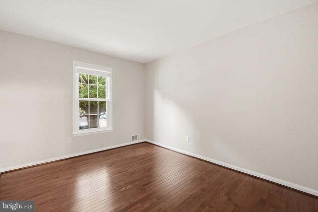 11845 DUNLOP CT, Reston, VA 20191