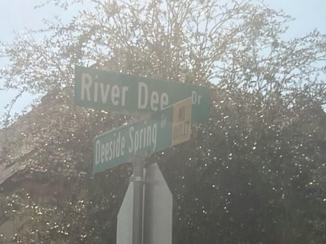 15754 Deeside Spring Drive, Humble, TX 77346