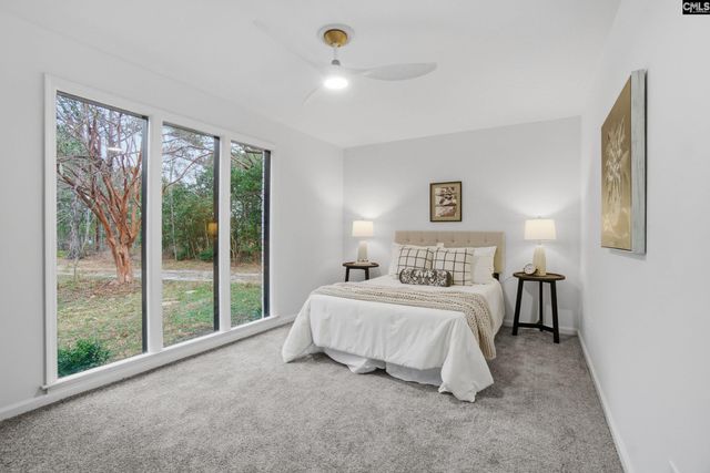 212 Deer Ridge Drive, Hopkins, SC 29061