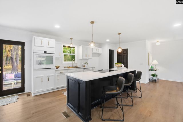 212 Deer Ridge Drive, Hopkins, SC 29061