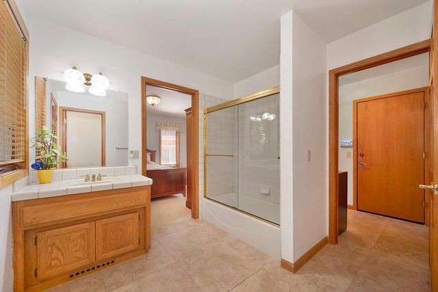 14638 Guadalupe Dr, Rancho Murieta, CA 95683