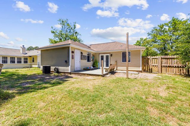 23 Ryan Ln., Myrtle Beach, SC 29579