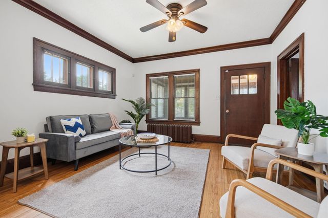 3500 Irving Avenue N, Minneapolis, MN 55412