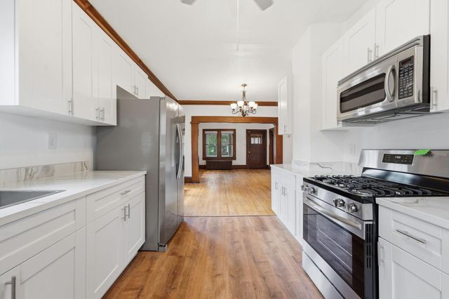 3500 Irving Avenue N, Minneapolis, MN 55412