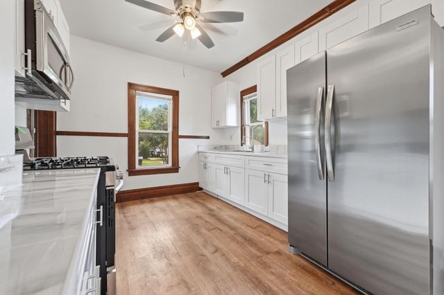 3500 Irving Avenue N, Minneapolis, MN 55412