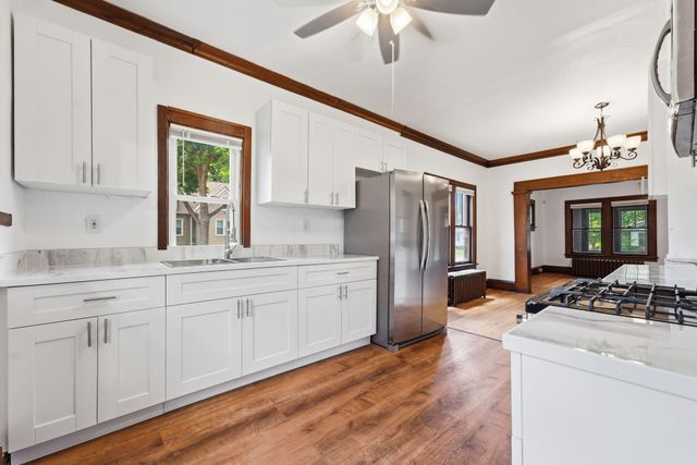 3500 Irving Avenue N, Minneapolis, MN 55412