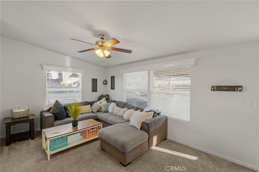 Image 10 of property listing at 1536 S State Street 36, Hemet, CA 92543