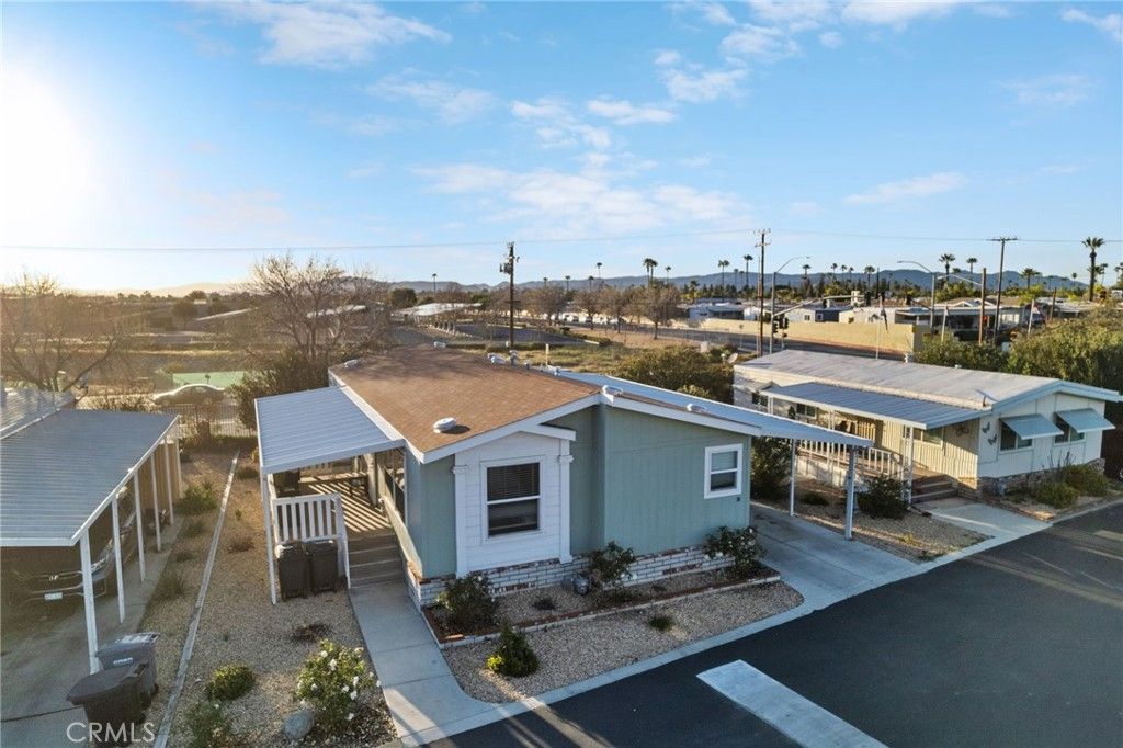 Image 2 of property listing at 1536 S State Street 36, Hemet, CA 92543
