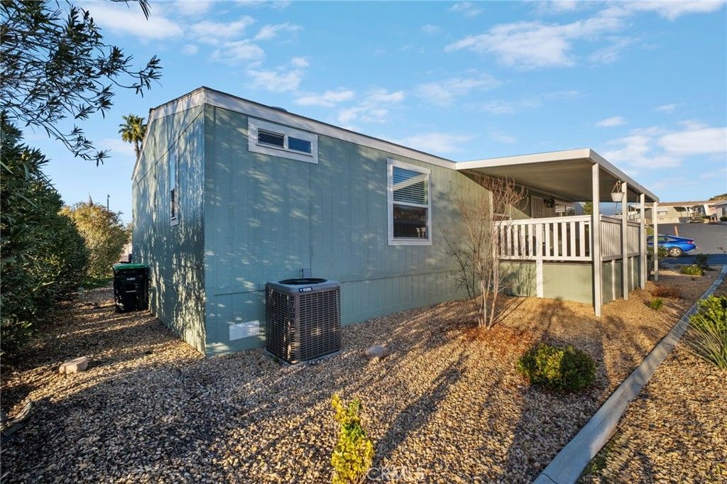 Image 33 of property listing at 1536 S State Street 36, Hemet, CA 92543