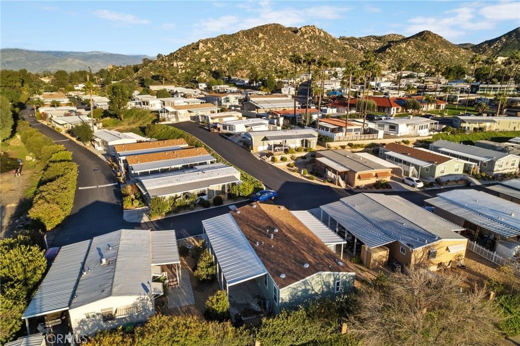 Image 37 of property listing at 1536 S State Street 36, Hemet, CA 92543