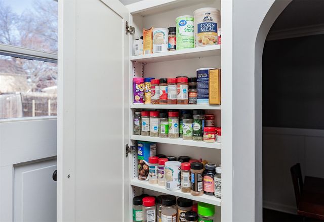 4217 Franklin Avenue, Des Moines, IA 50310