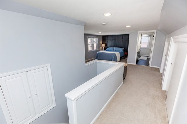 4217 Franklin Avenue, Des Moines, IA 50310