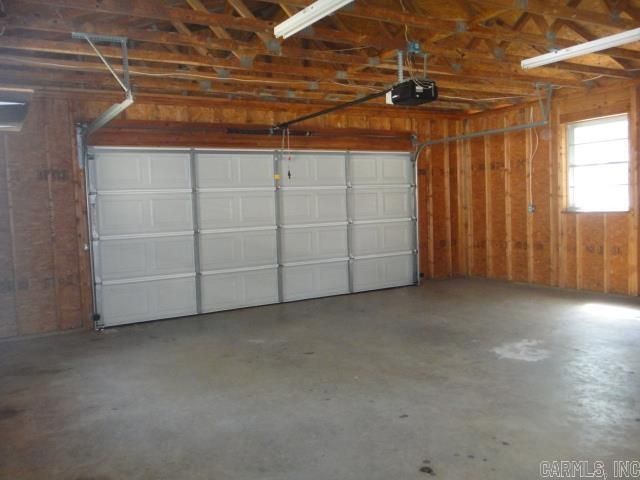 1403 W Walnut Street, Heber Springs, AR 72543